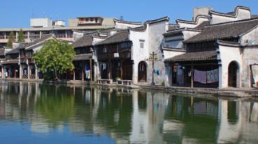 内蒙古各级团组织暖冬行动进行时